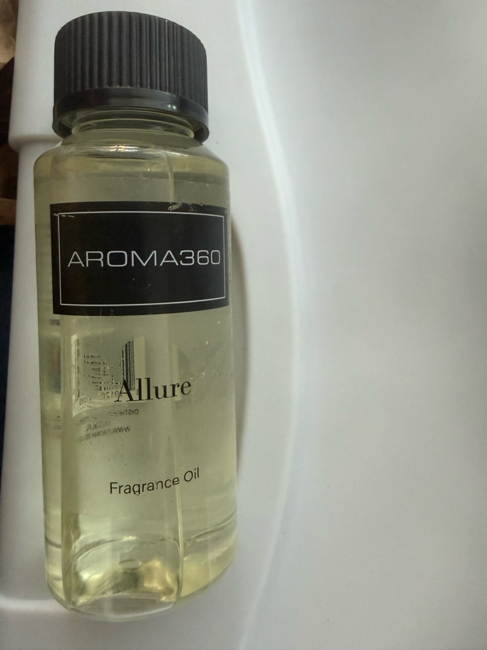 AROMA360 Allure Fragrance Oil - Clear